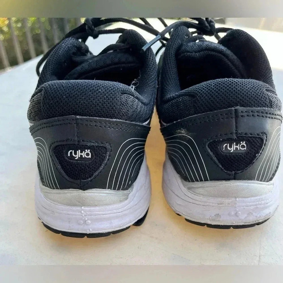 Ryka Women's Sky Walk Sneaker size 8.5 - Picture 3 of 3